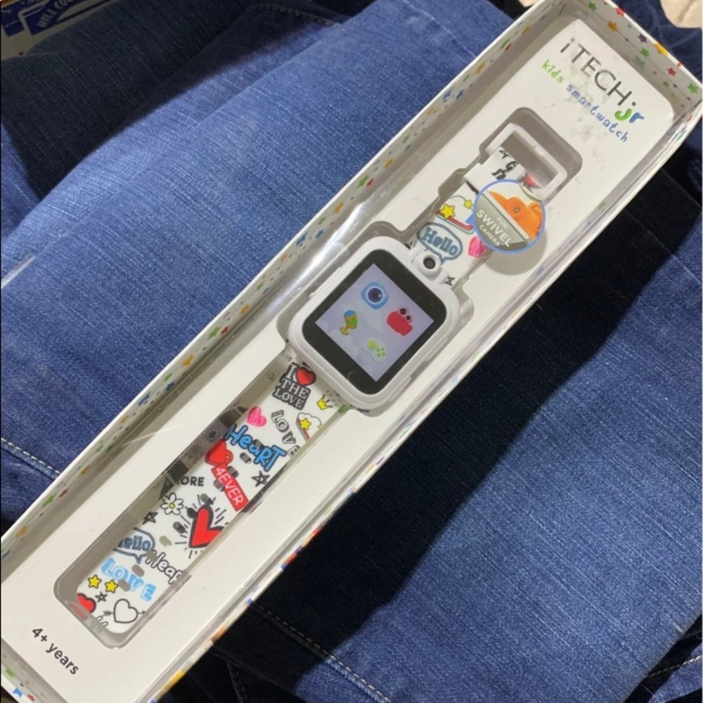 KIDS SMARTWATCH